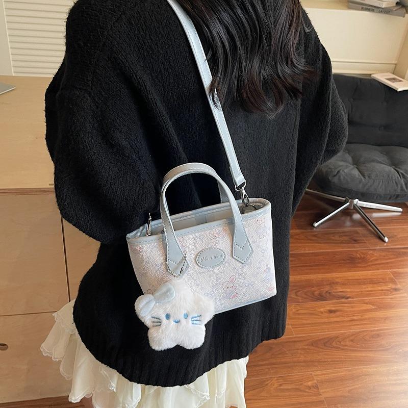 High-value Cute Handbag Bag Women's New Simple and Versatile Commuter Messenger Bag Going Out Small Bag