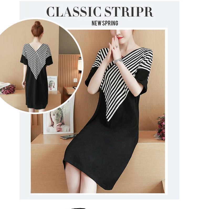 Korean V-Neck Maternity Dress: Loose, Slim Fit, Large Size, Short-Sleeved, Niche Design