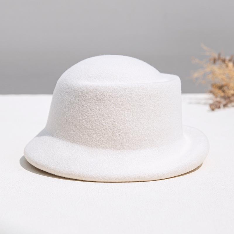 2025 Women's Winter British Retro Wool Felt Top Hat with Elegant Upturned Brim