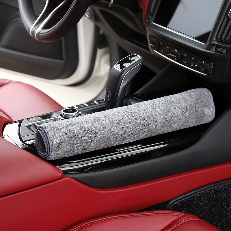 Thickened Double-Sided Car Cleaning and Detailing Towel with Double-Layer Absorbent Towel