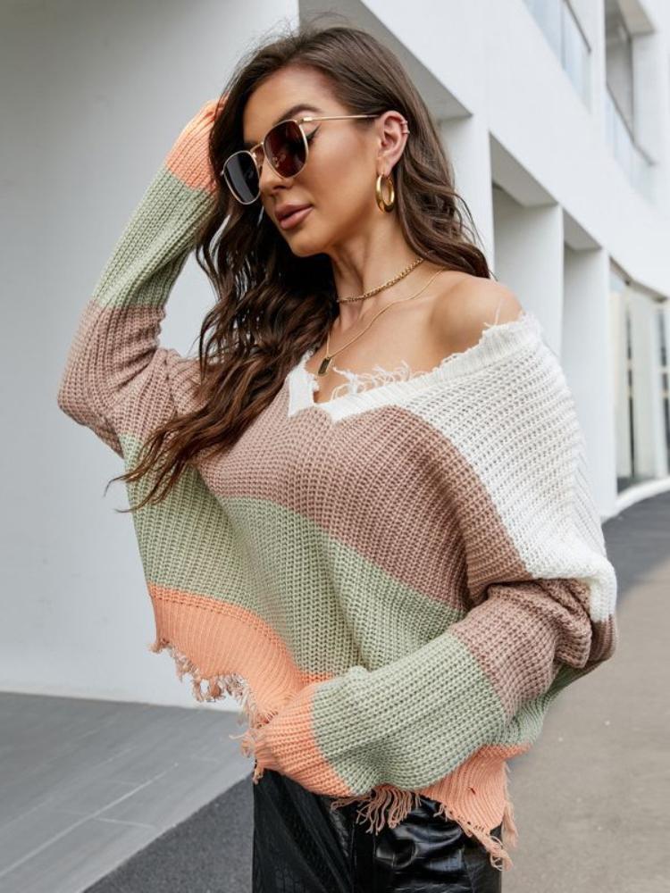 Women's loose fitting short V-neck sweater with autumn and winter tassel knit sweater
