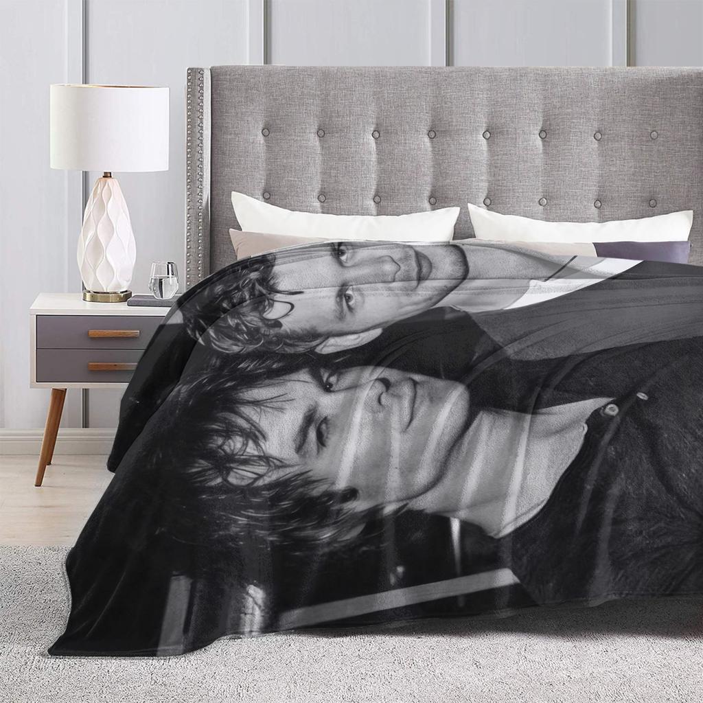 The Vampire Diaries Damon Salvatore TV Series Warm Soft Blankets Plush Throw Blanket Bedroom Flannel Bedspread Sofa Bed Cover