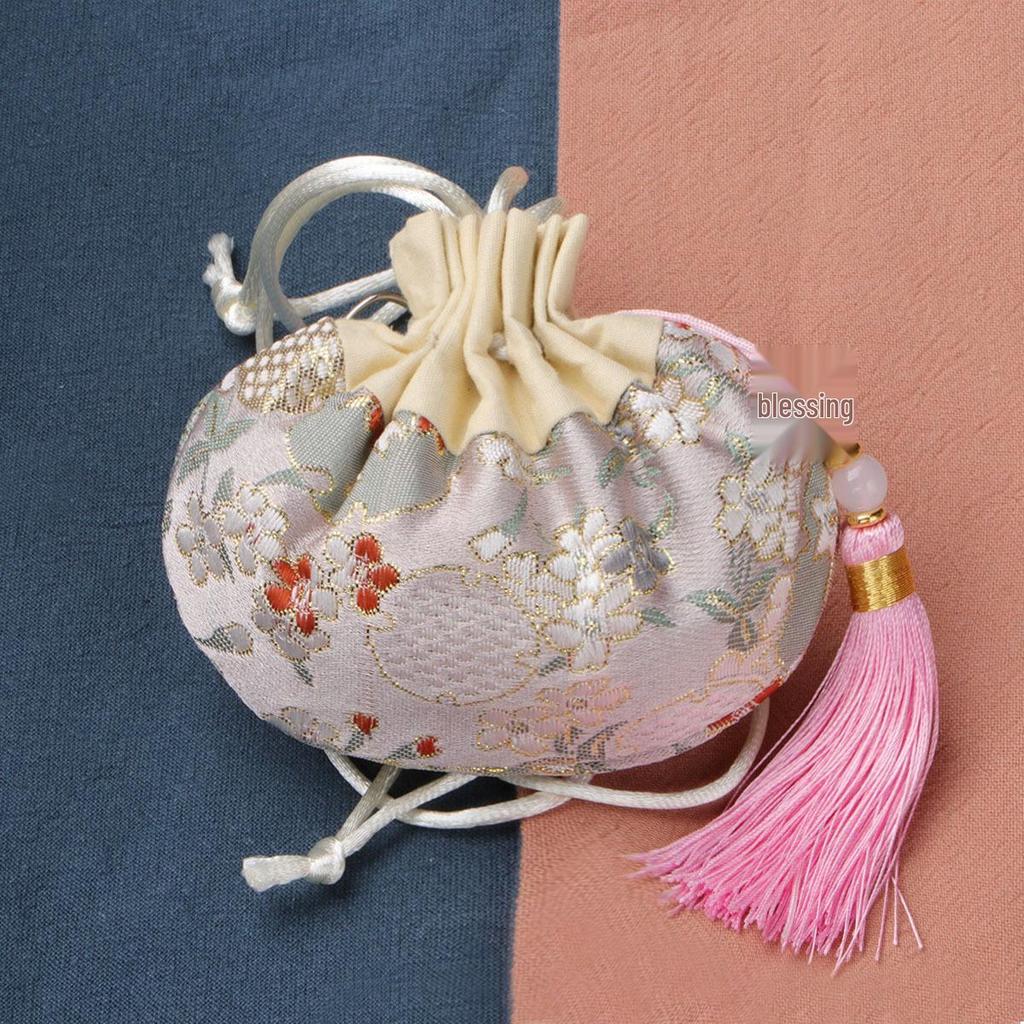 Dragon Boat Festival Hanfu Scent Sachet: Embroidered Mosquito Repellent Coin Purse Necklace