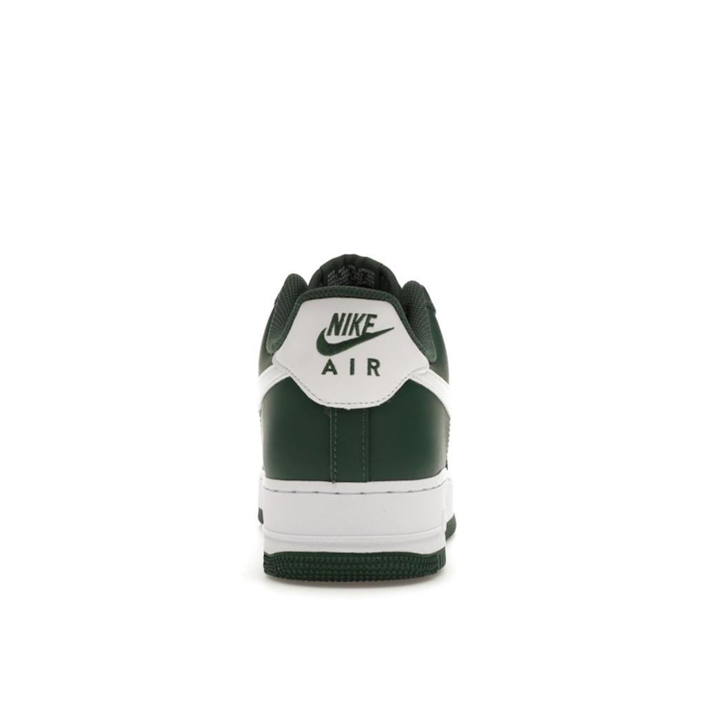 Nike Pánské tenisky Air Force 1 07 Fir Zelená Bílá FJ4146-300