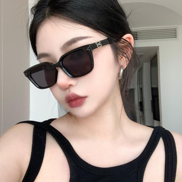 Quadratischer kleiner Rahmen, kleines Gesicht, Cat-Eye-GM-Sonnenbrille, trendiges High-End-Straßen-Shooting für Damen, Sommer-Sonnenbrille mit Sonnenschutz, Herrenmodelle