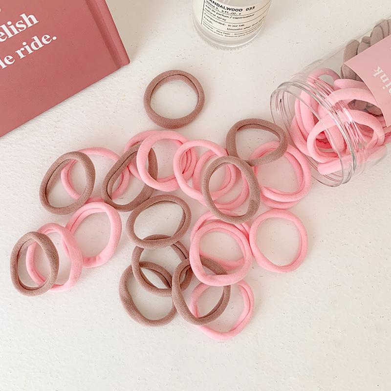 Wysoki Kucyk Gumka - Modny Dodatek do Włosów 2023