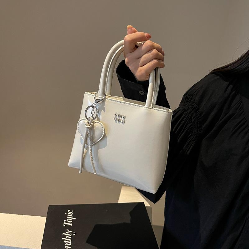 Niche design popular bag women's 2025 new summer handbag popular fashion shoulder messenger commuter bag