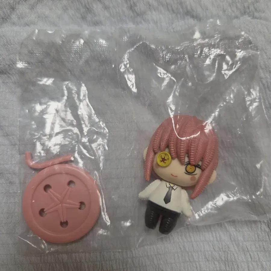 

Chainsaw Man Makima Gacha Figure
