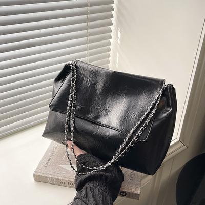Simple Casual Retro Tote Bag Large Capacity Chain Shoulder Bag Personalized Versatile Women's Messenger Bag Women's Bag