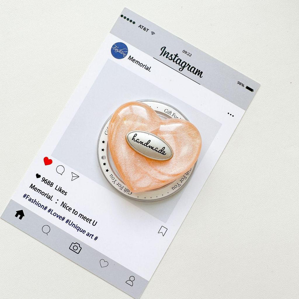 Colorful Heart Magnetic Phone Holder: Luxurious Airbag Design for Easy Viewing