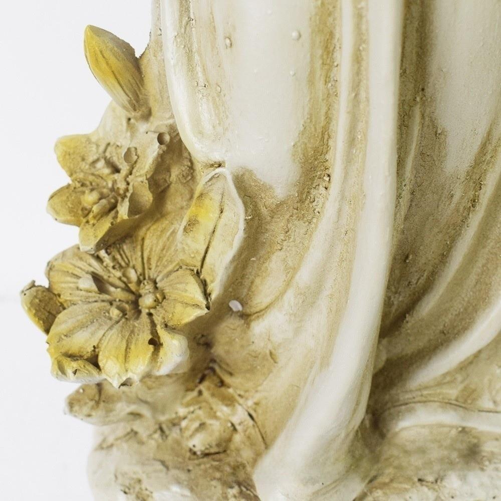 Solar Powered Resin Praying Angel Figurine Praying Pose Memorial Angel Porch Decoration