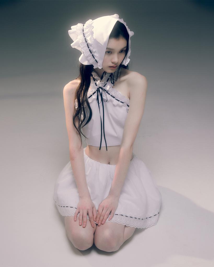 Leobyui Anglaise Bandana White