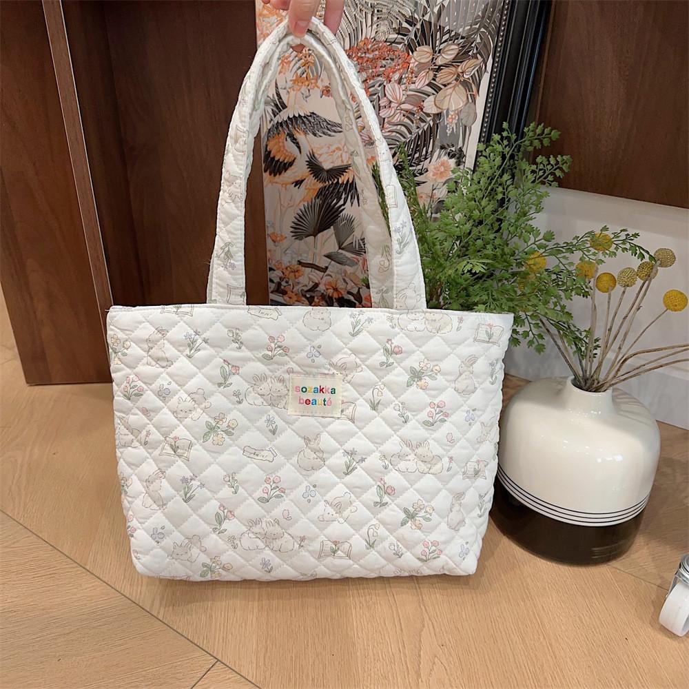 Chic Quilted Large Capacity Tote Bag For Women Soft Shoulder Commuter Bag