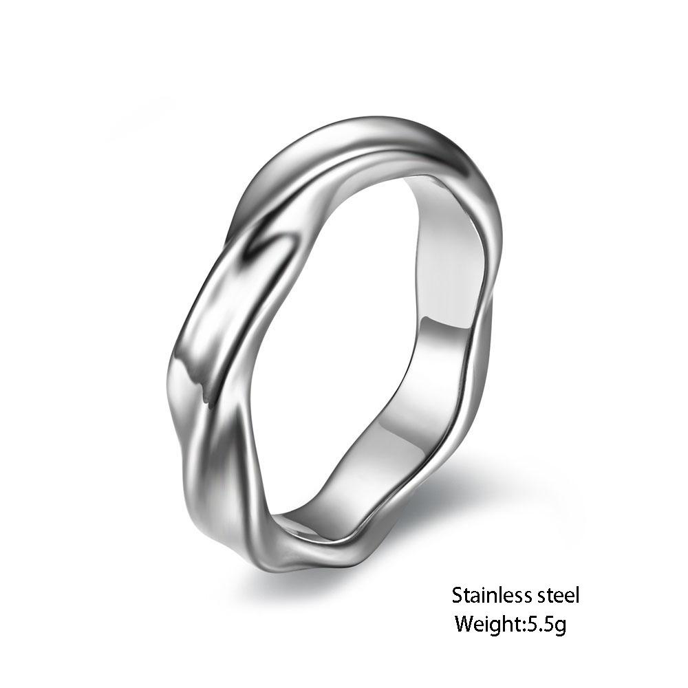 Men's Japanese & Korean Möbius Ring - Titanium Steel, Non-Fading, Trendy, for Couples