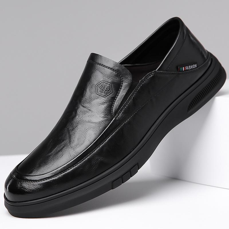 Fashion Summer Autumn New Designer Loafers Man Fashion Casual Solid Color Driving Shoes Male Soft Sole Business Leather Shoes Man