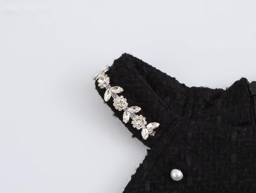 2024 Autumn Women's European & American Style Studded Halter Lace Dress