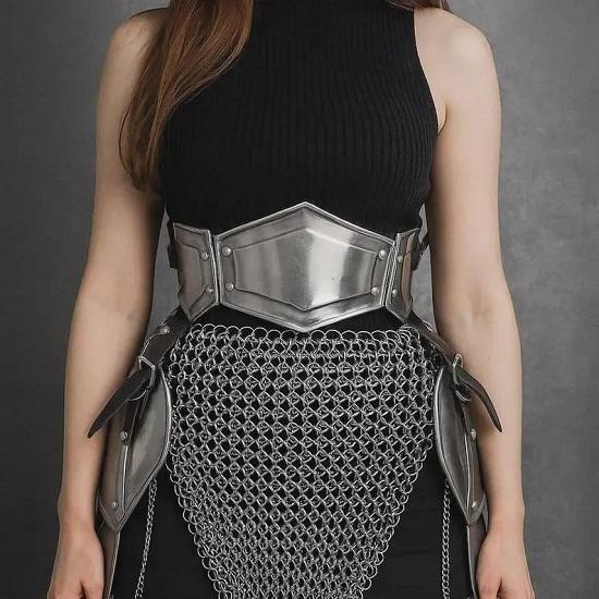 Královská dámská středověká válečnická zbroj Sada kroužkové oceli a ocelových plátů LARP Cosplay kostým pro hrdinské královny