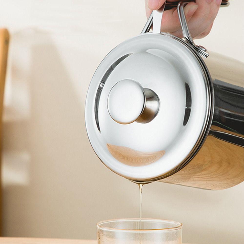 BPA-Free Stainless Steel Oil Can Anti-Leakage Stainless Steel Strainer Kitchen Use