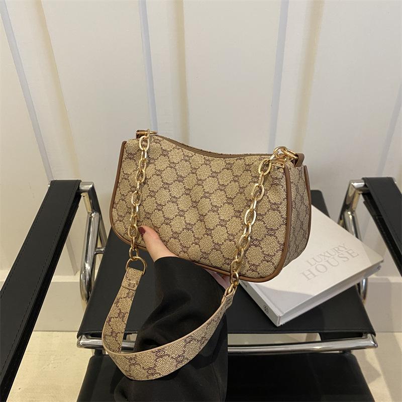 Einfache Freizeittasche Damen 2024 Frühjahr neue ausländische Stil Kette Umhängetasche lässig Pendler kleine quadratische Tasche Umhängetasche