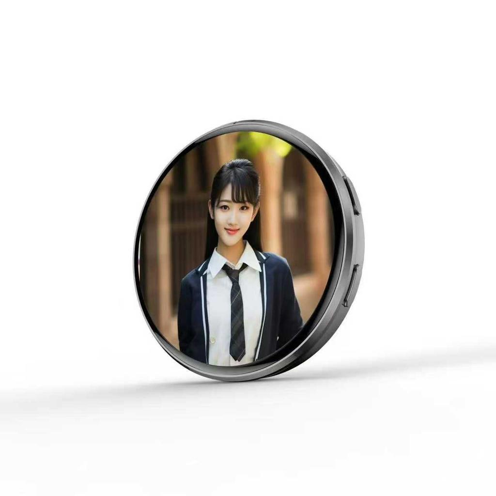 Dynamický elektronický anime e-odznak displej pin fototag chytrý kybernetický odznak 1,7palcový HD displej Bluetooth elektronická zobrazovací obrazovka