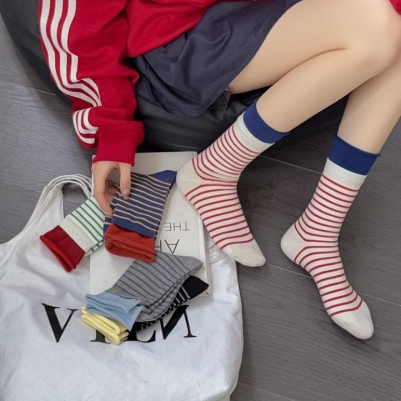 Weiße gerollte Socken, Damen-Mittelwadensocken, Damen-Frühlings- und Herbst-Streifensocken ohne Naht