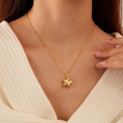 Collier Petite Étoile Motif Marteau pour Femmes Mode Collier Pendentif Étoile à Cinq Branches Bijoux et Accessoires
