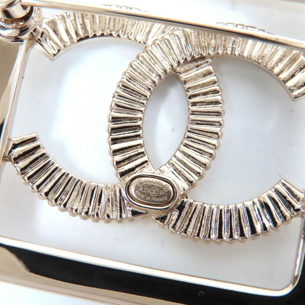 CHANEL Brooch COCO Mark rhinestone gold Women A23P Used