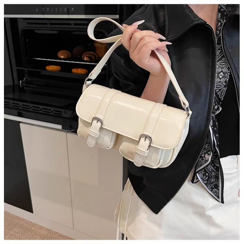

Burgundy Retro Simple Small Square Bag Female Niche Cross-body High-end Commuting All-match French Stick 24x10x15 off білий колір