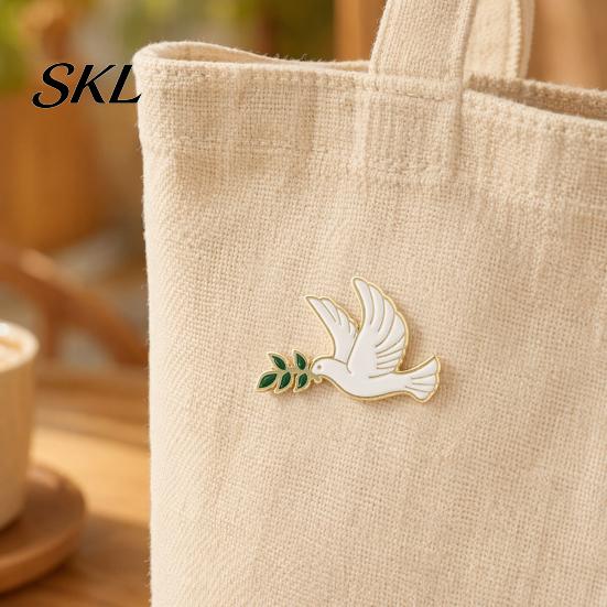 Sophisticated Lapel Pin Brooch Pin, Pigeon Olive Branch Design Metal Backpack Decorative Badge for School Bag Clothes Accessories Peace