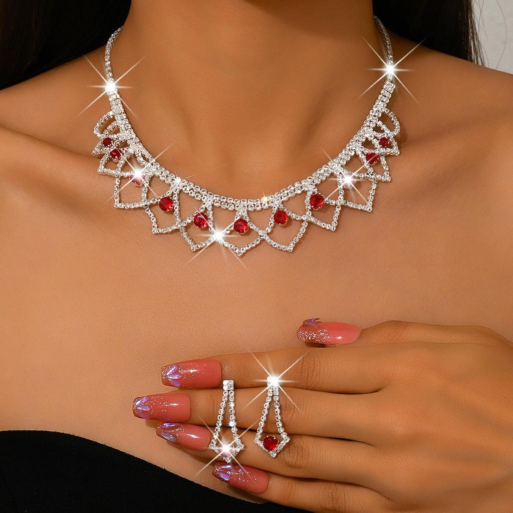 3pcs Exquisite and Elegant Hollow Out Rhinestone Bridal Necklace Earring Set Wedding Banquet Dress High-endZircon Accessories