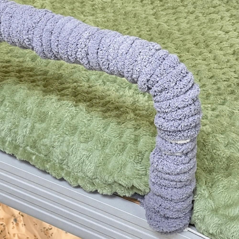 Multicolor Chunky Chenille Yarn Soft Fluffy Giant Bulky Yarn Bunk Bed Ladder Decor