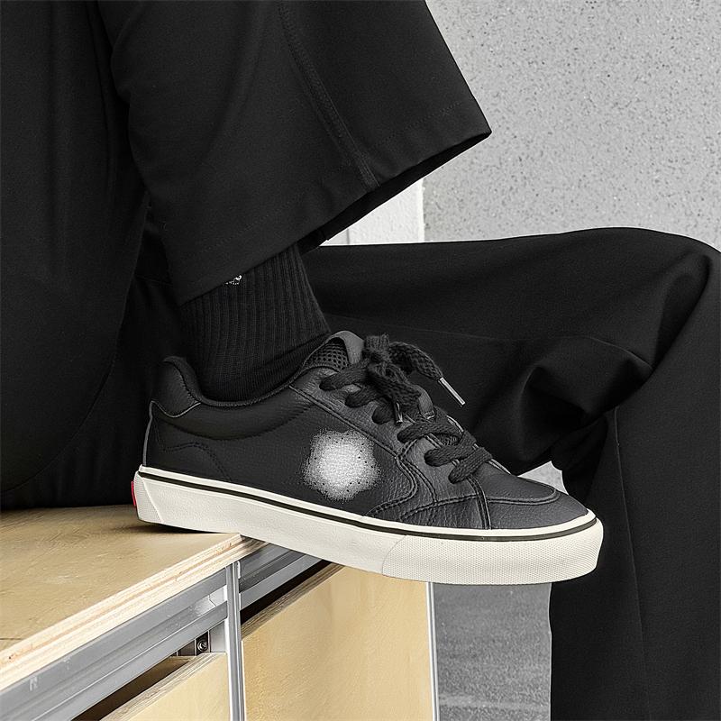 Fashion Fashion Men Skateboarding shoes Casual Sport Shoes Platform Sneakers Outdoor Breathable  Running Shoes men Tennis Shoes