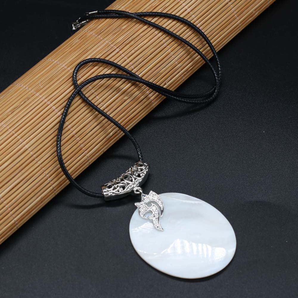 

Ожерелье из натуральной ракушки с круглым кулоном из кожаного шнура диаметром 2 мм, подвески для элегантных женщин, романтический подарок для влюбленных 55cm