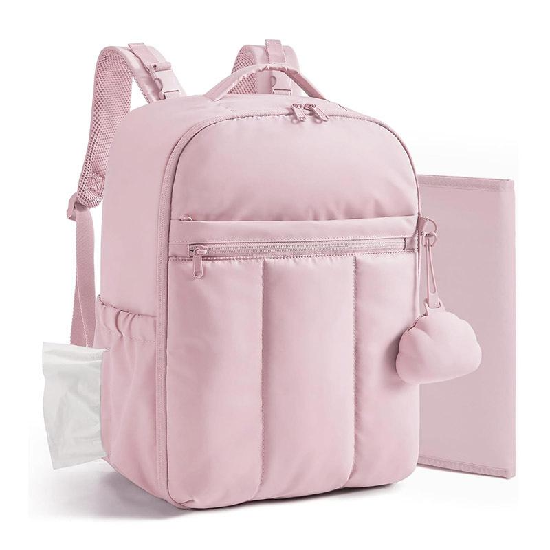 Mommy Bag Is Lightweight And Fluffy