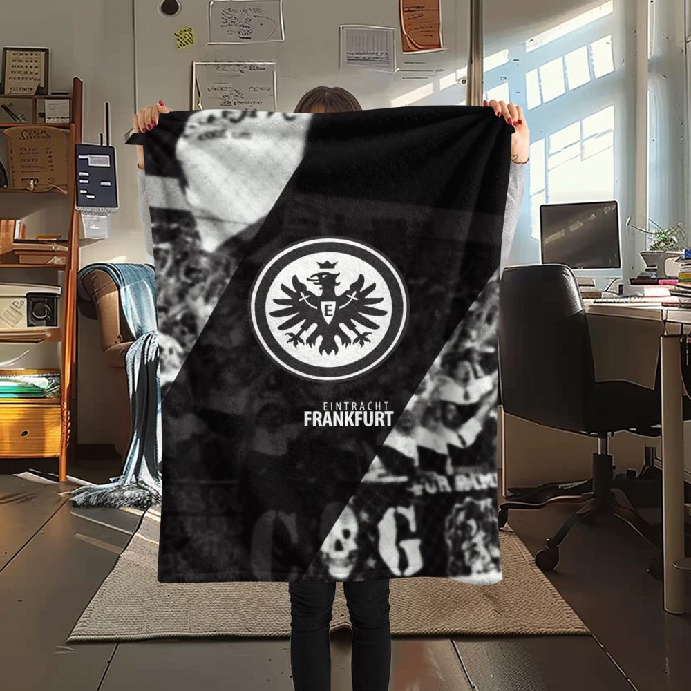 1PC Eintracht Frankfurt Print Flannel Blanket, High quality Comfortable for All Seasons, Home Decor, Warmth and Comfort, Perfect for Christmas Gifts