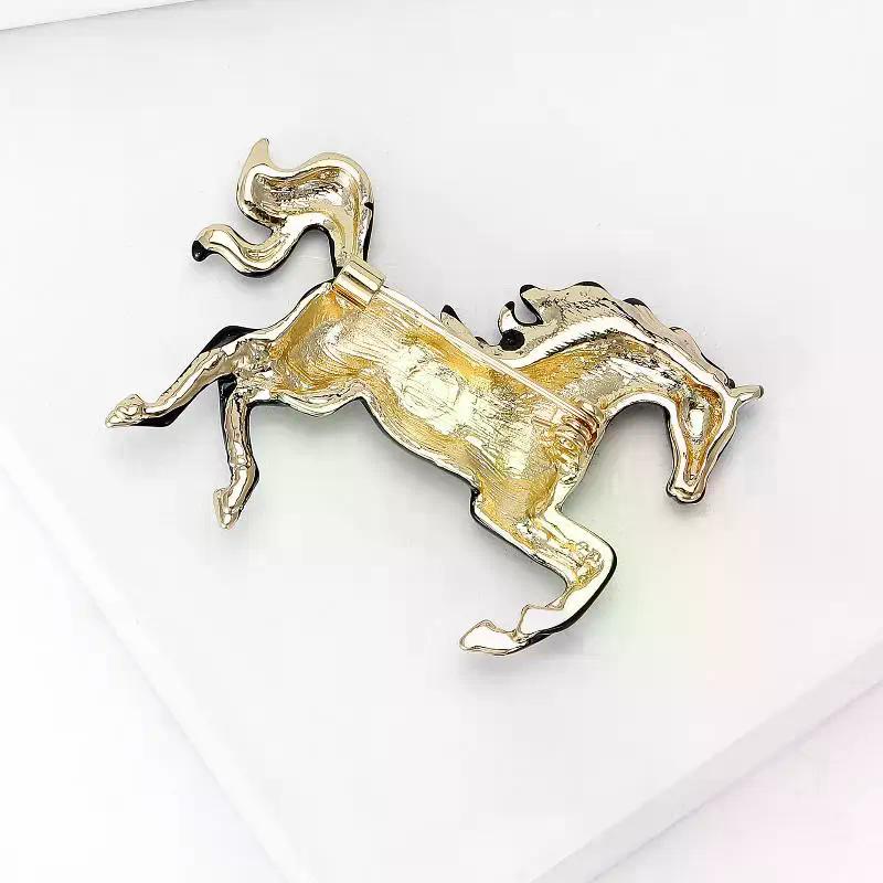 Fashion Enamel Animal Horse Brooches Pins For Women Clothing Coat Jewelry Accessories Gifts