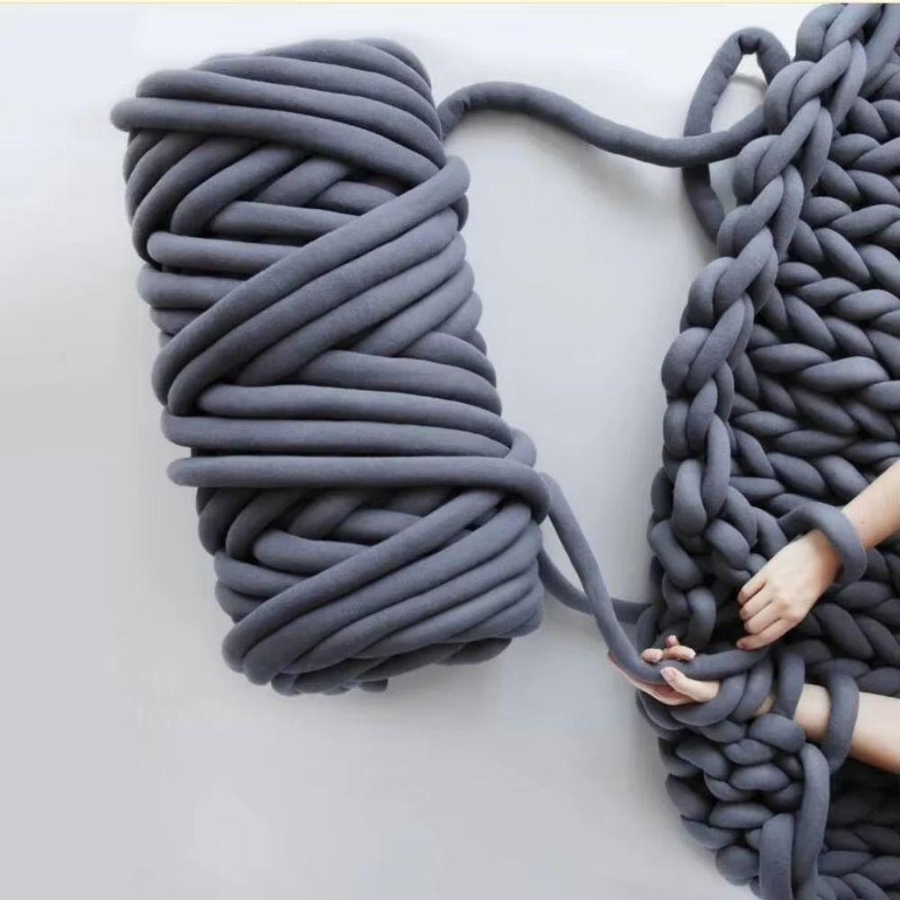 2.5cm Chunky Yarn Super Velvet Bulky Yarn Easy Projects Tube Yarn Pet Beds