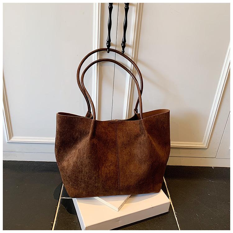Autumn and winter new suede commuter large-capacity tote bag women's casual simple versatile shoulder bag
