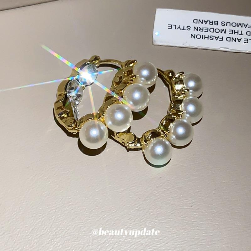 Pearl in the palm~ Delicate round pearl ear buckle light luxury high sense elegant earrings temperament princess style earrings women