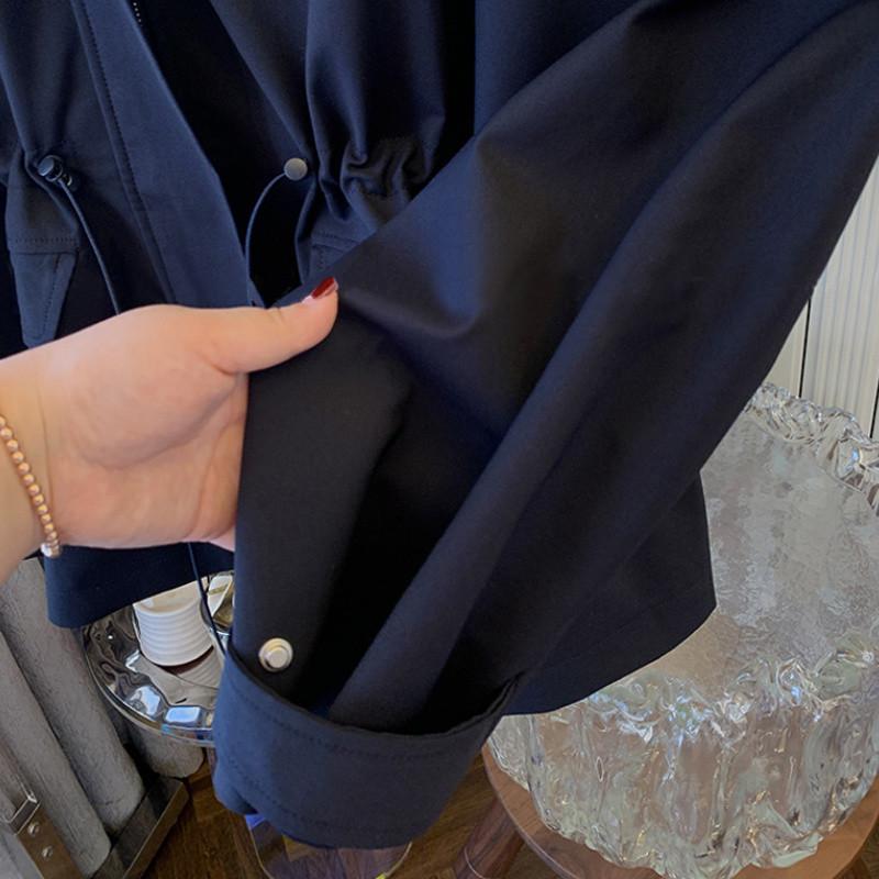 Damen Frühling Herbst Koreanischer Design-Sinn Locker Lässig Windbreaker Dame Saum Kordelzug Taille Kapuzenoberteil