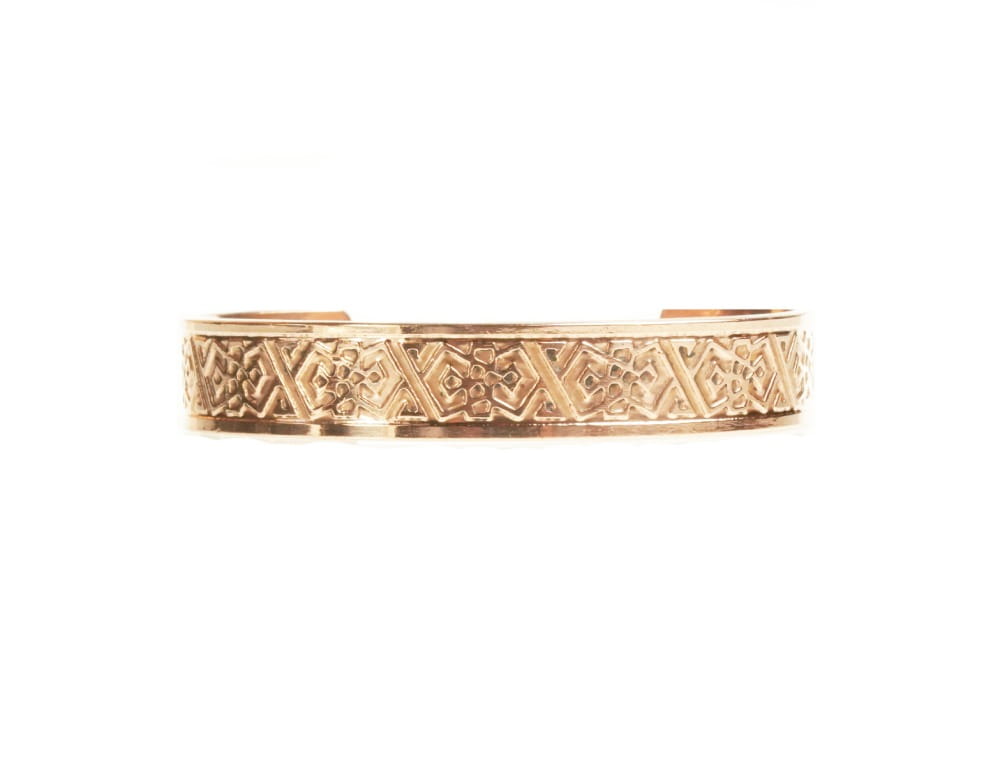Copper bracelet with courage orient magnets
