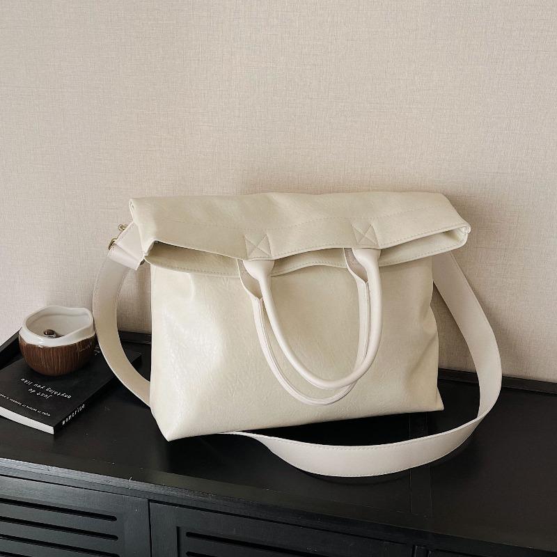 Fashionable Retro Tote Bag with Trendy and Simple Design, Single Shoulder Bag with Large Capacity, Crossbody Bag