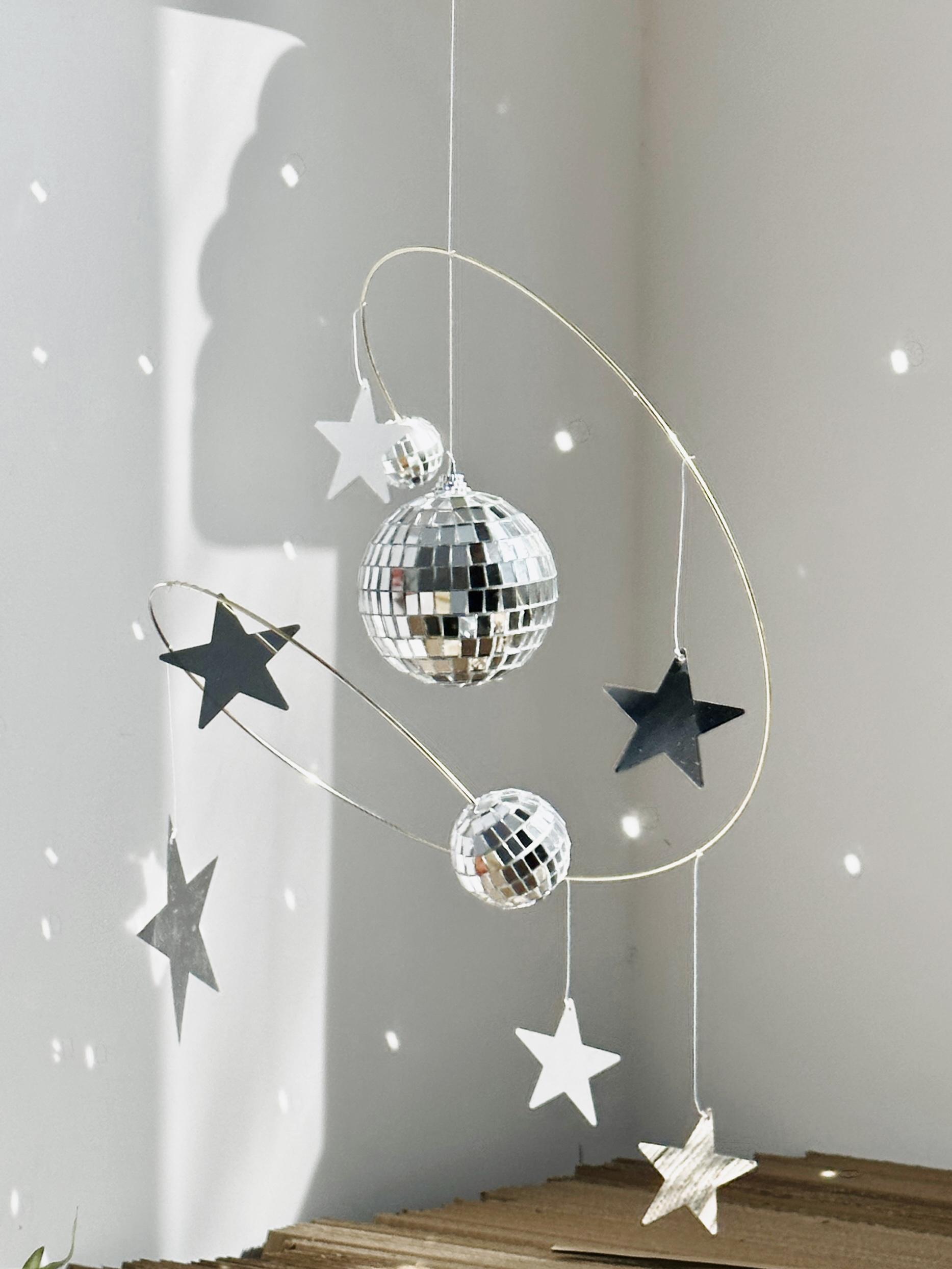 

Planet Pendant Universe Starry Sky Reflector Ball Disco Ball Balance Pendant Home Decoration Stars Art Ornament Home Decor