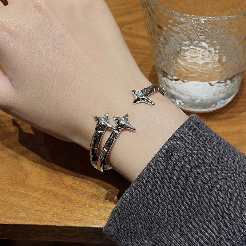 Bracelet Irregular Texture Neutral High Sense Cold Wind French Niche Design Star Opening Bracelet