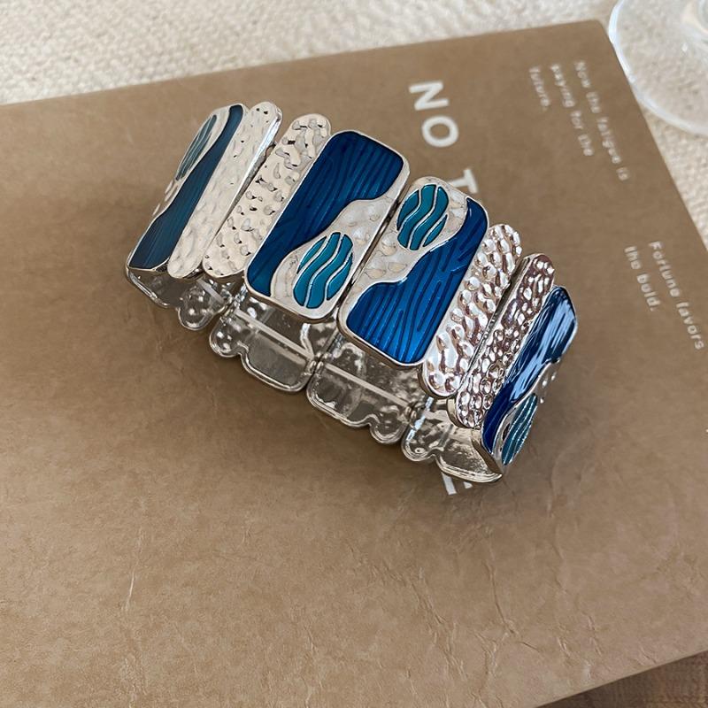 Women Stylish Bangles Two Tone Enamel Printed Spliced Square Geometric Chunky Gold Silver Metal Elastic Popular Bracelets