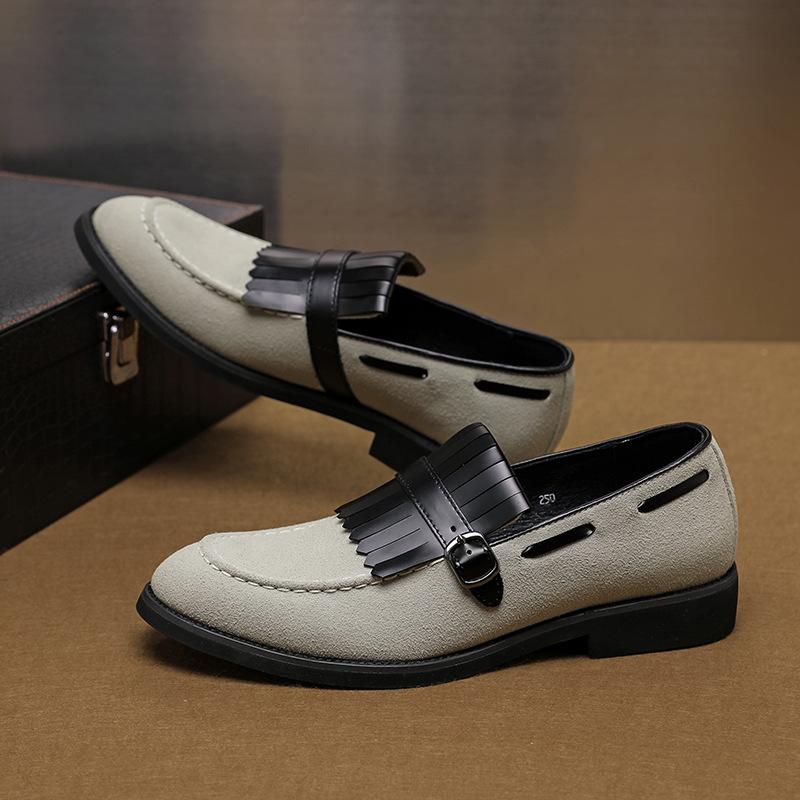 Large size new men's shoes casual leather shoes fashion British style foot shoes Korean version of trendy men's loafers