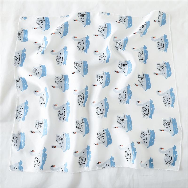 Small Silk Scarf Leopard Print Polka Dot Small Square Scarf Women'S Decorative Scarf Autumn And Winter Scarf Headscarf Headband Wrist Chic Wind