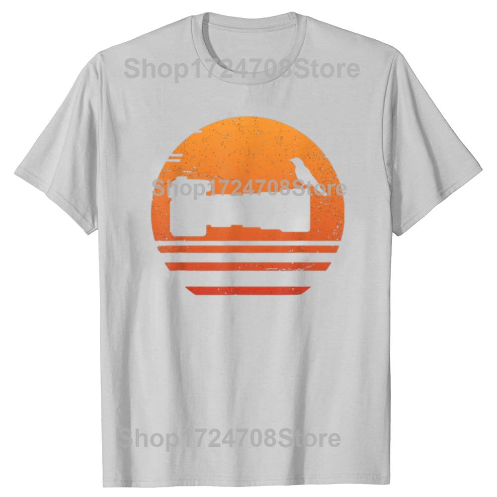 Funny Bird Photographer Camera Retro Graphic T-shirts Men Women's Fashion Casual Tshirt 100% Cotton Loose Oversized T Shirt