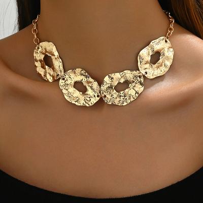 Geometric Fashion Irregular Metal Necklace Women's Pleated Design Sense Women's Clavicle Chain Versatile Items