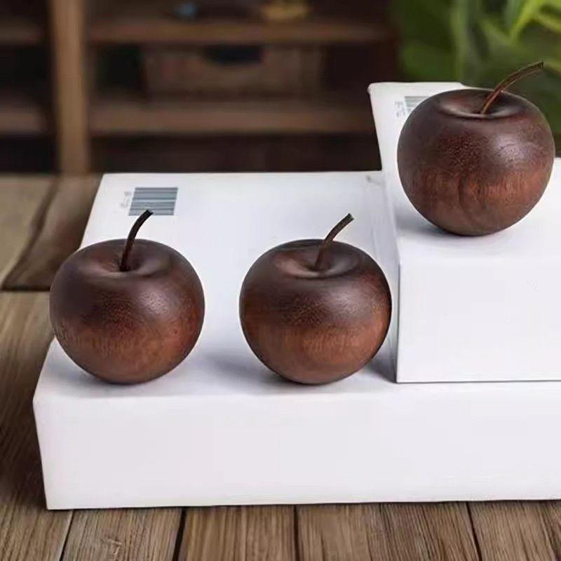 Creative Car Mounted Apple Aroma Diffuser Made of Wood for Home Use with High-Quality Natural Aroma Wood Diffuser for Indoor Use